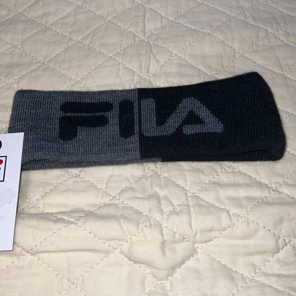 Unisex Fila ,grey and black ,NWT , warm winterheadband